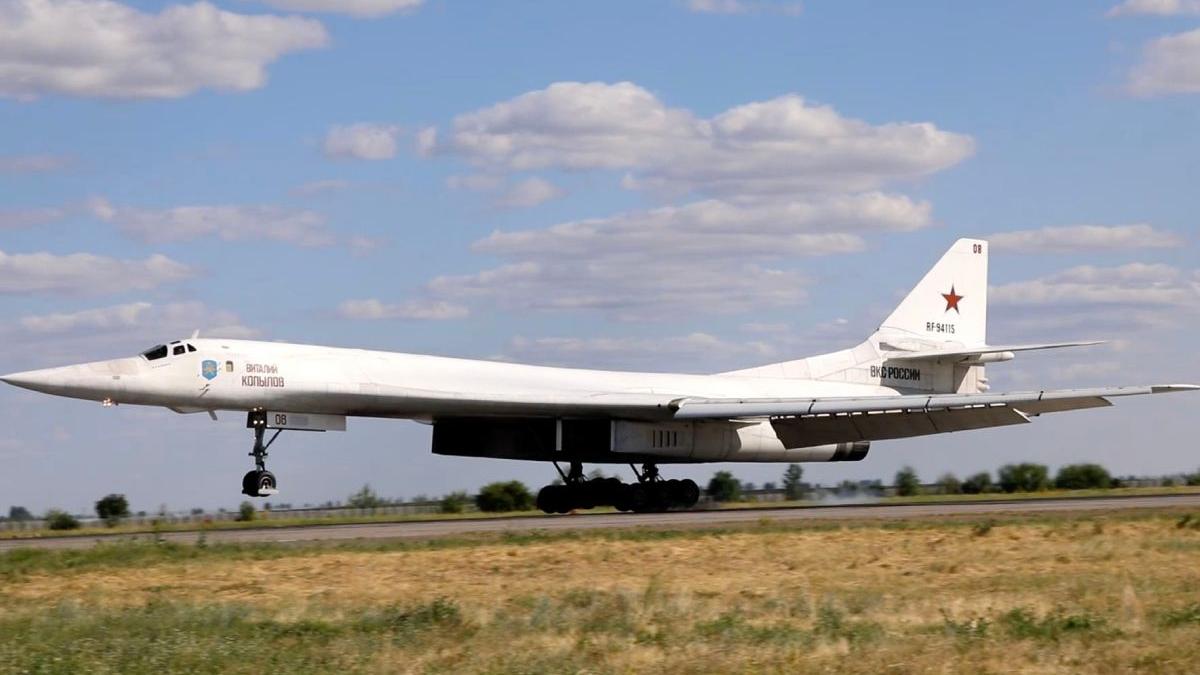 bombardie nuclear rusia tu-160