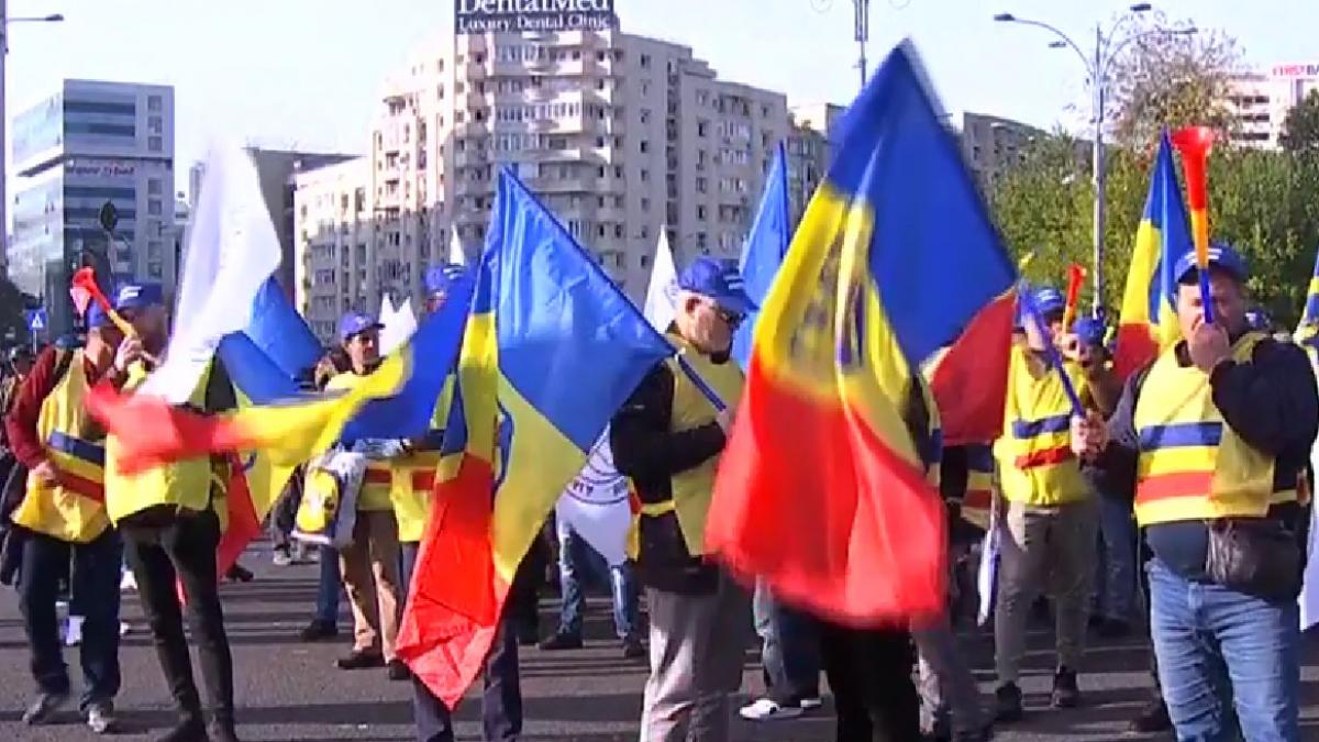 protest guvern mineri politisti militari salarii