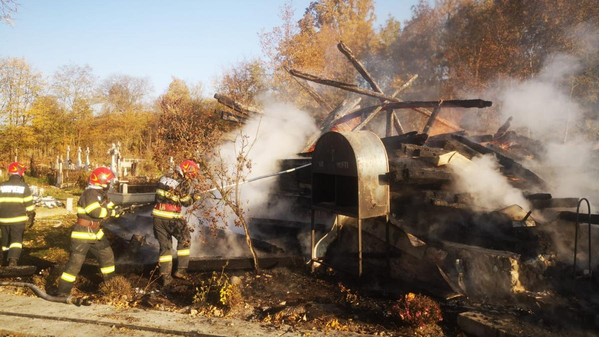 incendiu biserica bacau