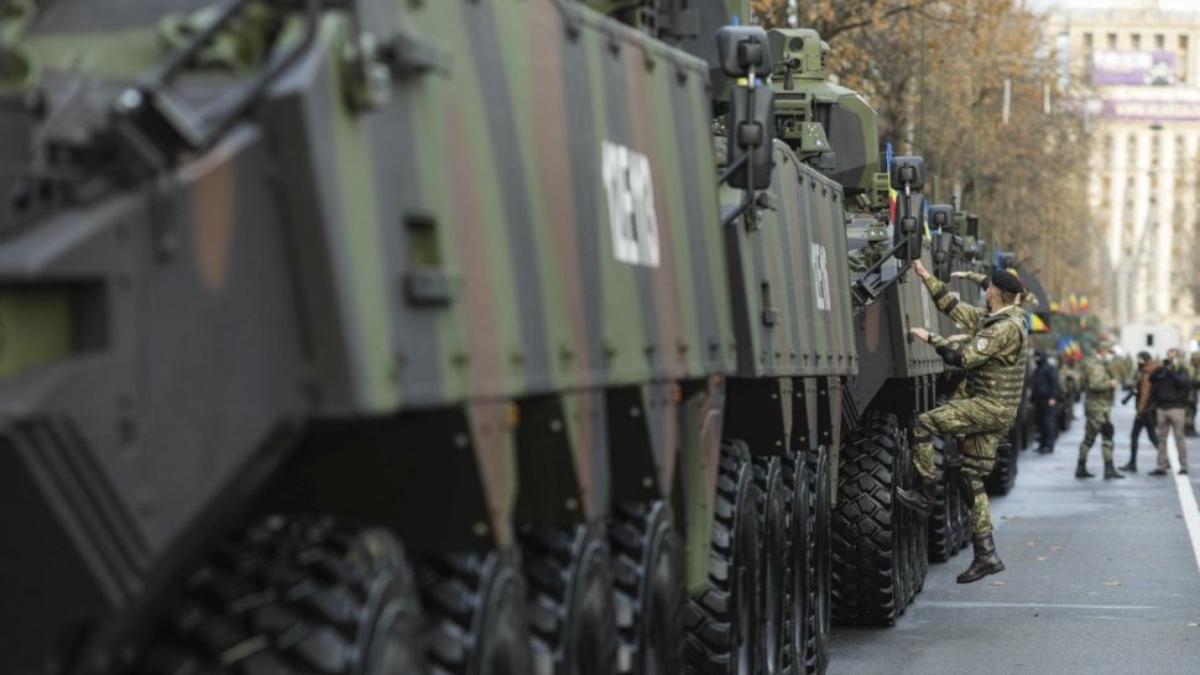 parada militara 1 decembrie