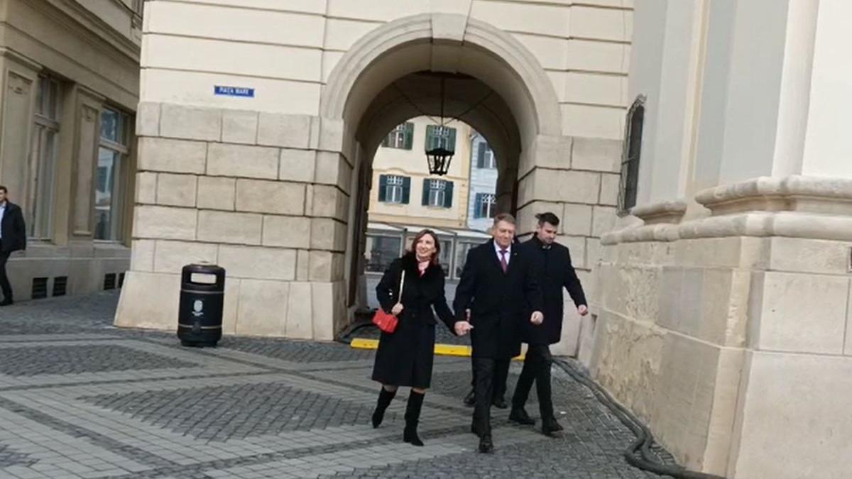 klaus iohannis biserica craciun