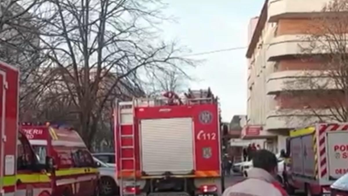 incendiu la spitalul de copii din galati flacari laborator analize