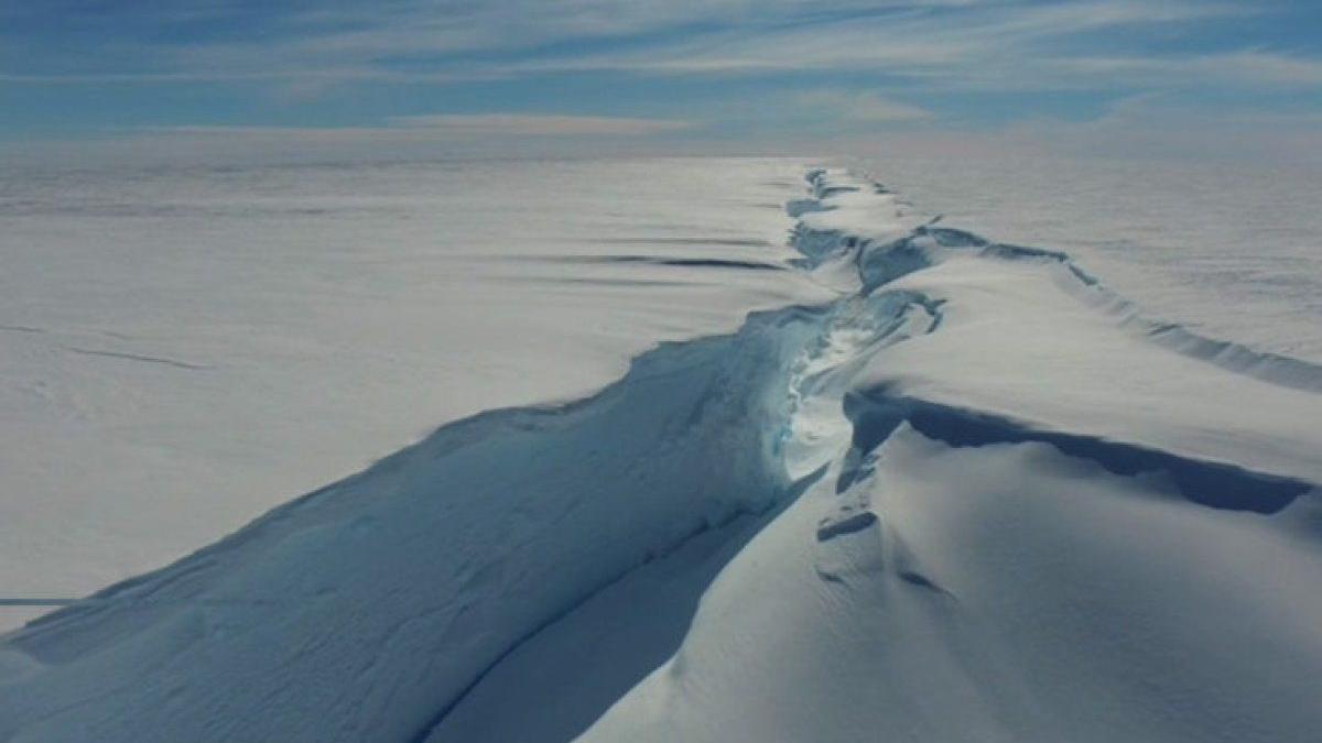 iceberg antarctica