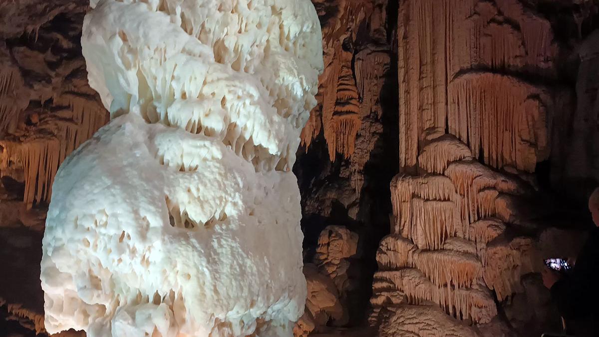 pestera postojna din slovenia paradisul turismului in infernul lui dante