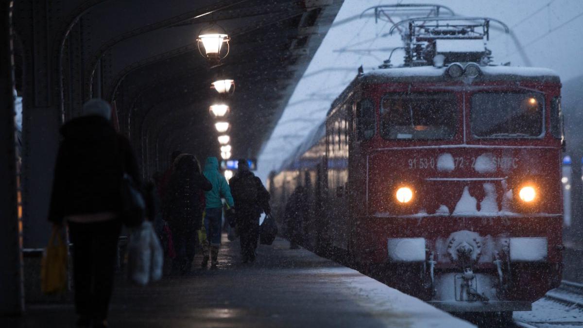 tren blocat zapada 