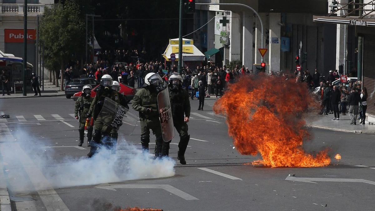 protest atena grecia accident feroviar