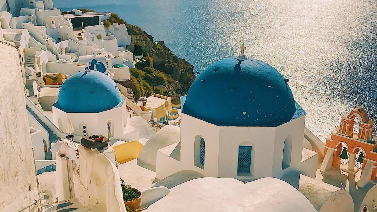 insula santorini si legenda vulcanului care a ingropat vechea civilizatie din atlantida