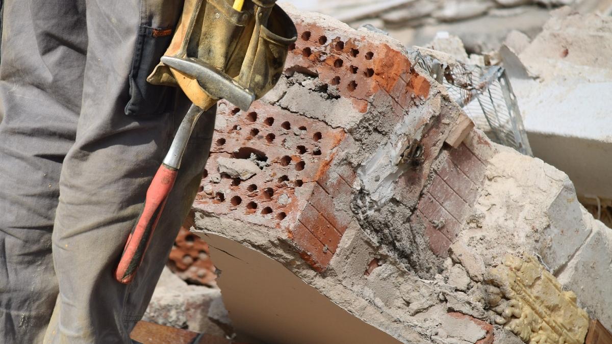 riscurile la care se supun romanii care modifica apartamentele fara autorizatie