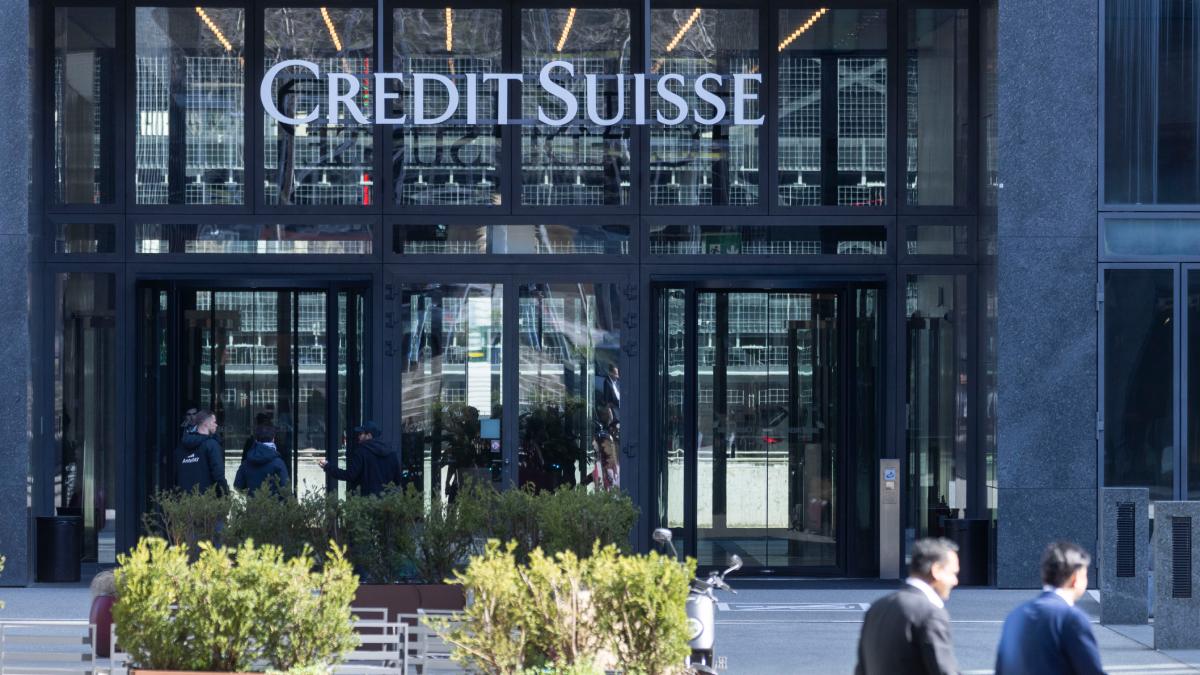 concedieri masive credit suisse pierderi 1 miliard dolari