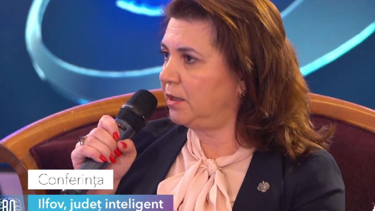 monica anisie prezenta conferinta romania inteligenta 