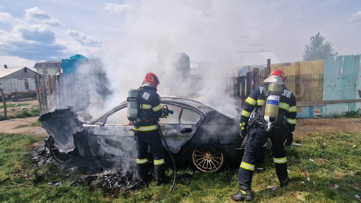 barbat incendiat masina fosta iubita razbunare neamt