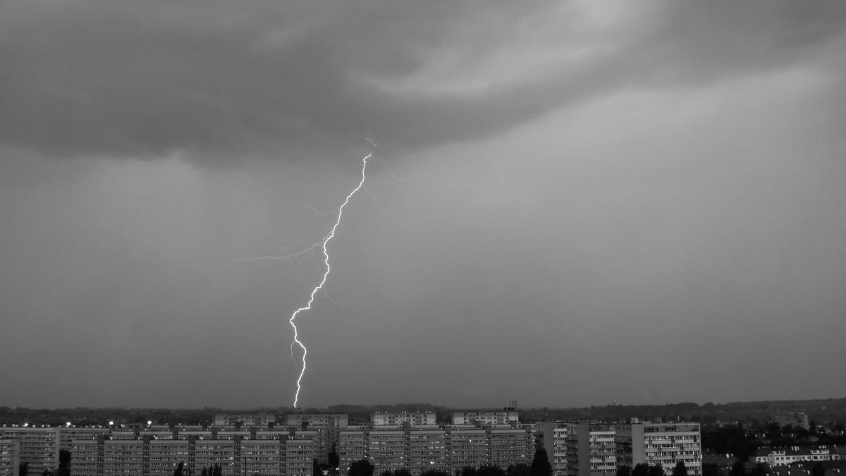 
cod portocaliu ploi vijelii grindina meteo
