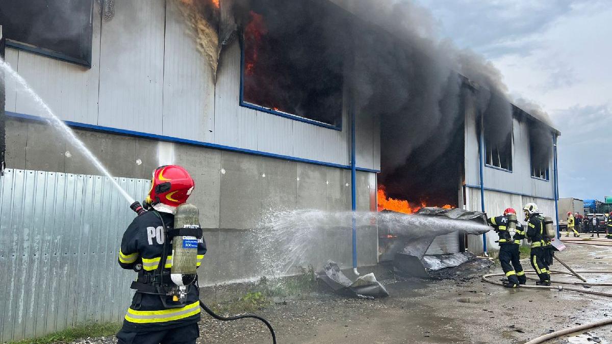 isu sibiu incendiu hala deseuri