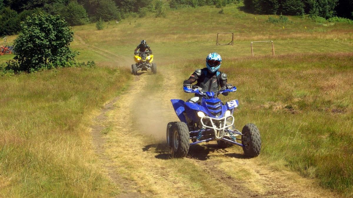 Accident cumplit la Băile Olănești. Un tânăr de 27 de ani a murit în timpul unei plimbări cu ATV-ul