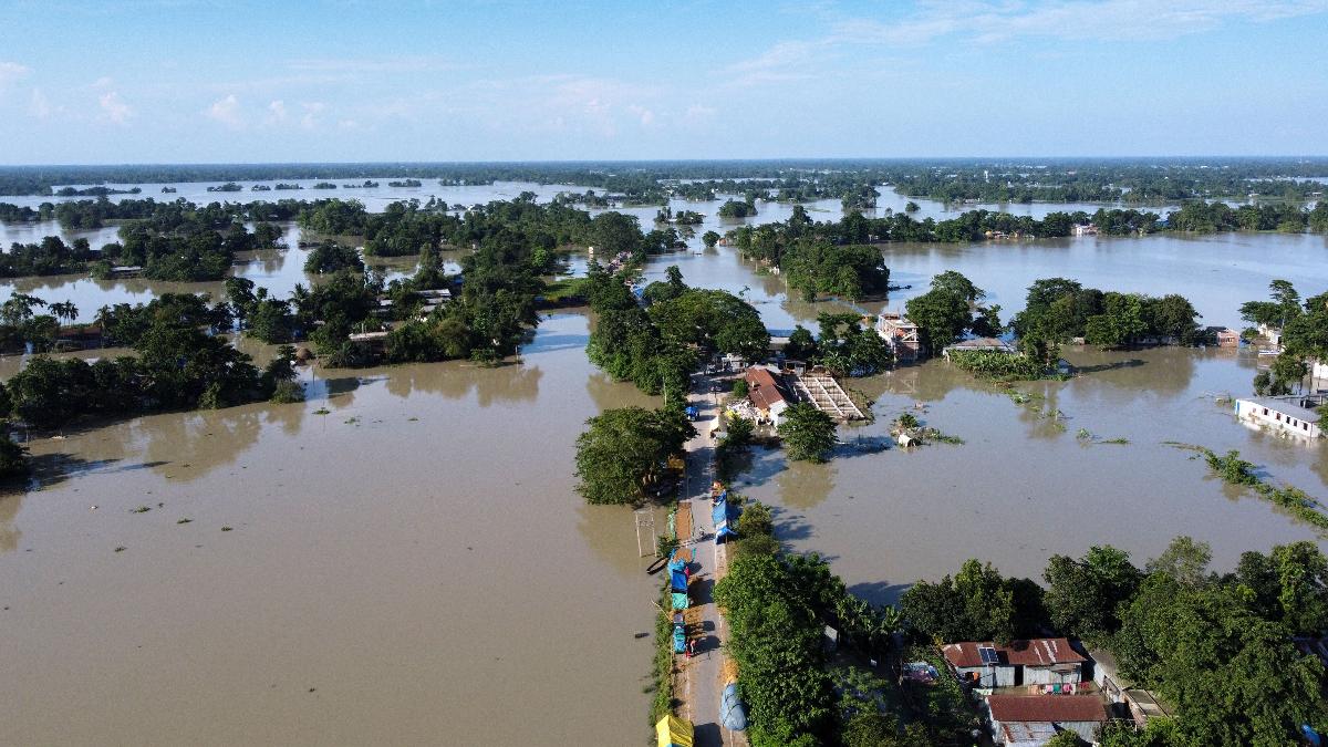 inundatii schimbari climatice