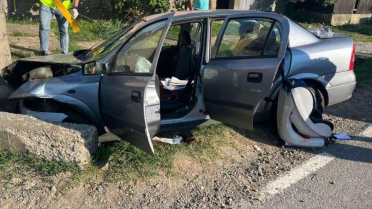 tanara 29 ani a murit dupa ce mama ei a adormit la volan si a intrat cu masina in cap de pod mures