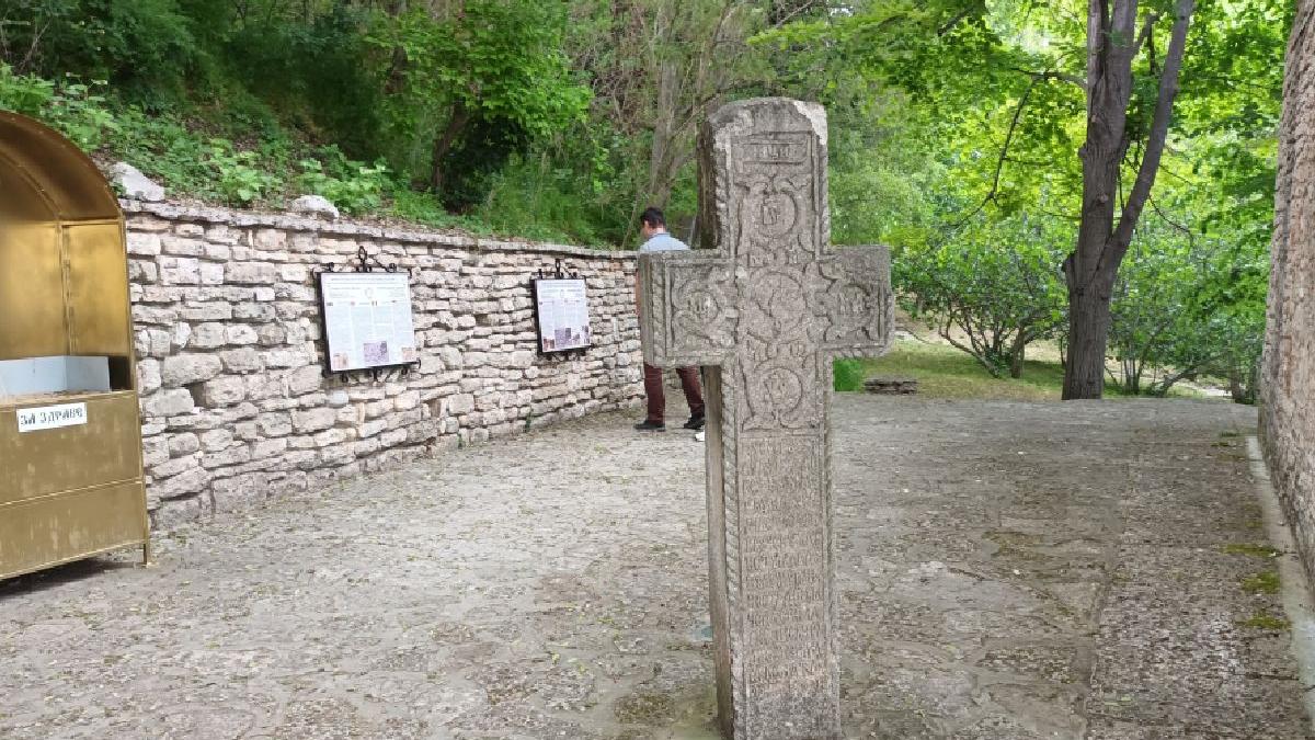 cele mai frumoase detalii ale castelului de la balcic