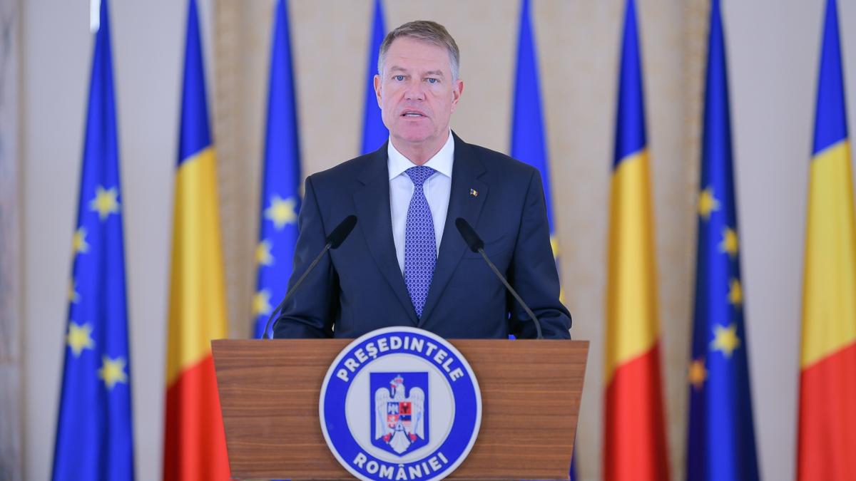 klaus iohannis decorat pompieri raniti explozii crevedia