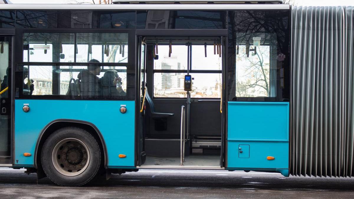 autobuz linii stb hepta petrisor iordan