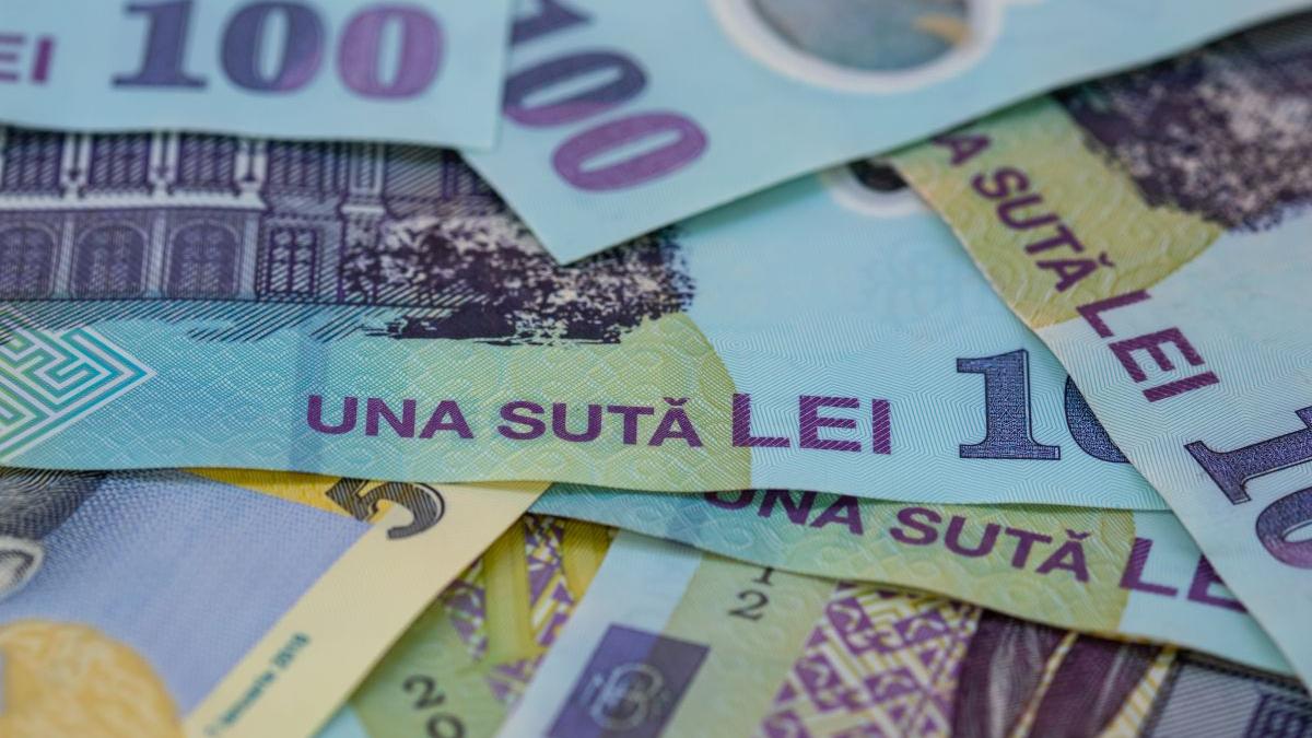 400 de lei în plus la salariu pentru 1,5 milioane de români! Când ar