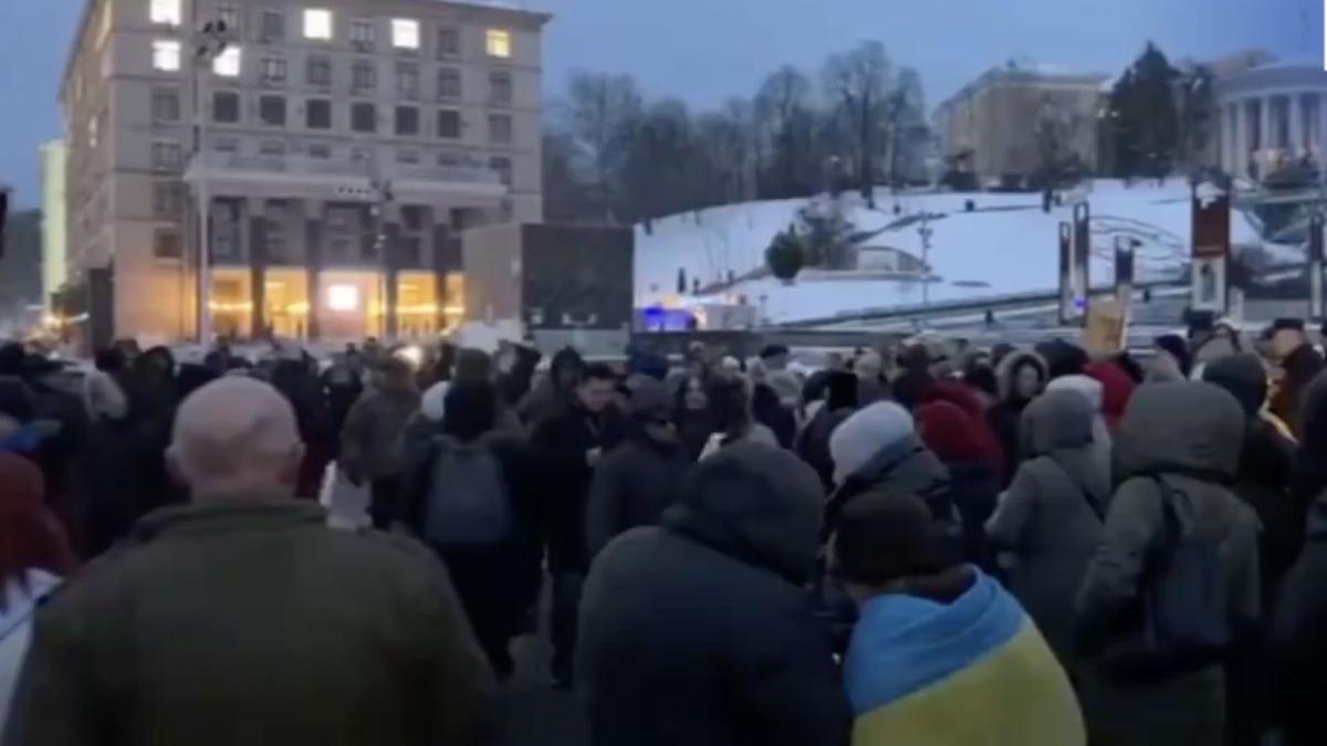 protest kiev demisie volodimir zelenski inlaturare valeri zalujnii