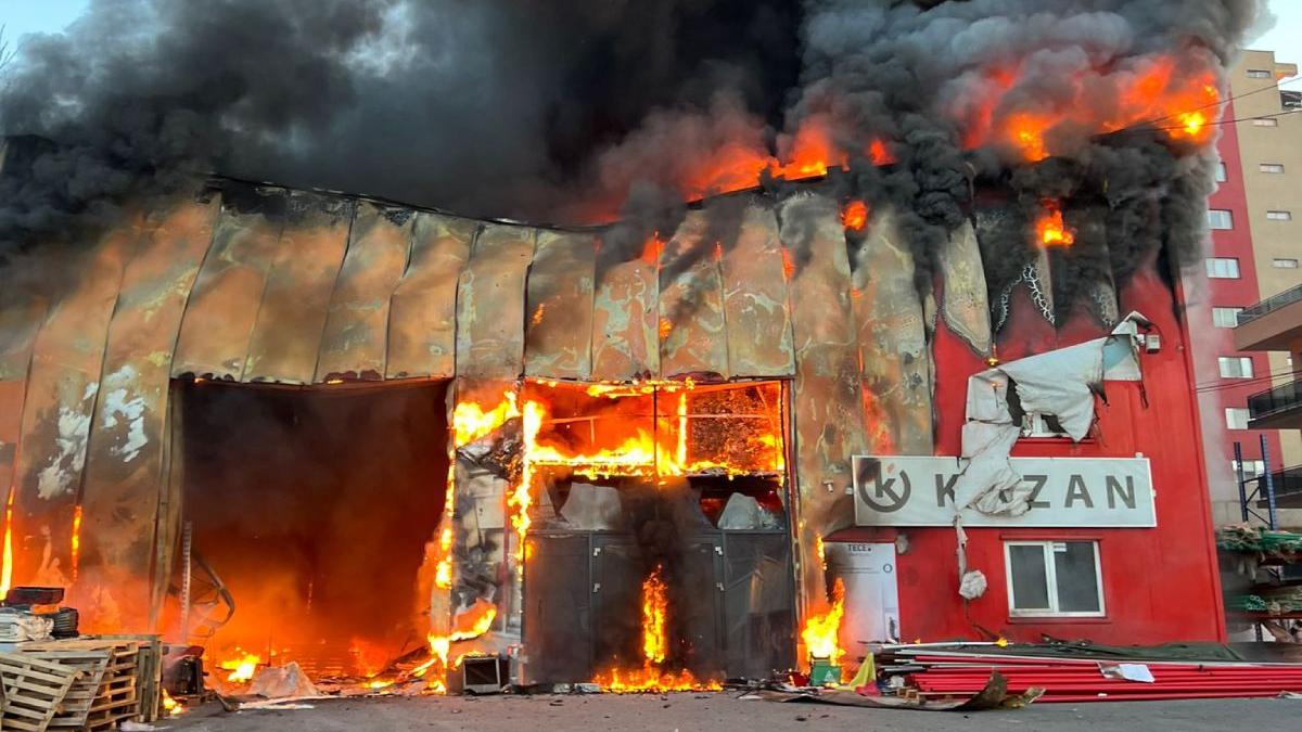 incendiu hala cluj napoca