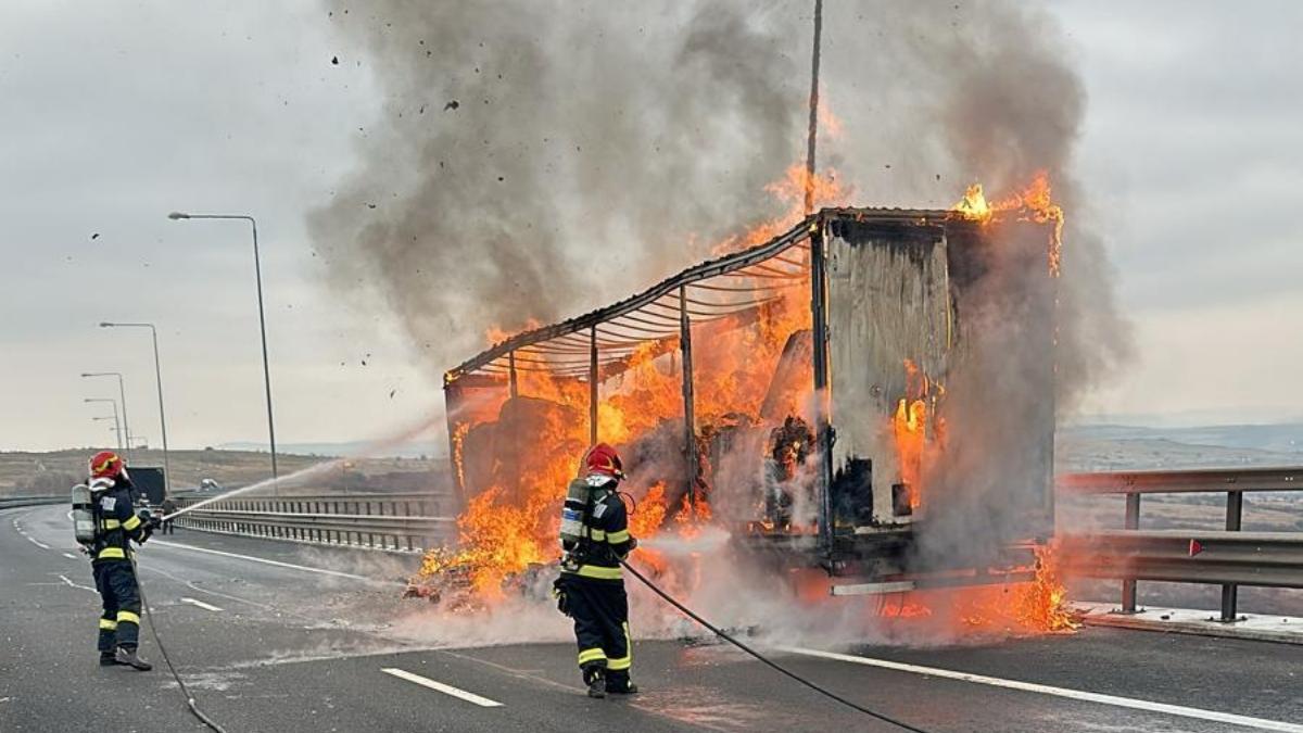 camion flacari sibiu a1