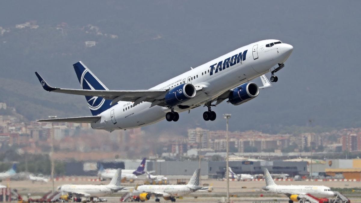 avion tarom