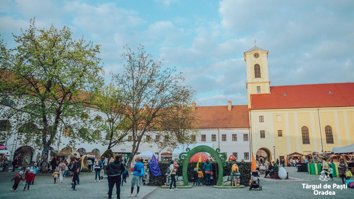 oradea imbraca haine de sarbatoare la targul de pasti