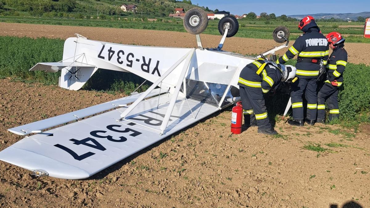 avion aterizat fortat alba