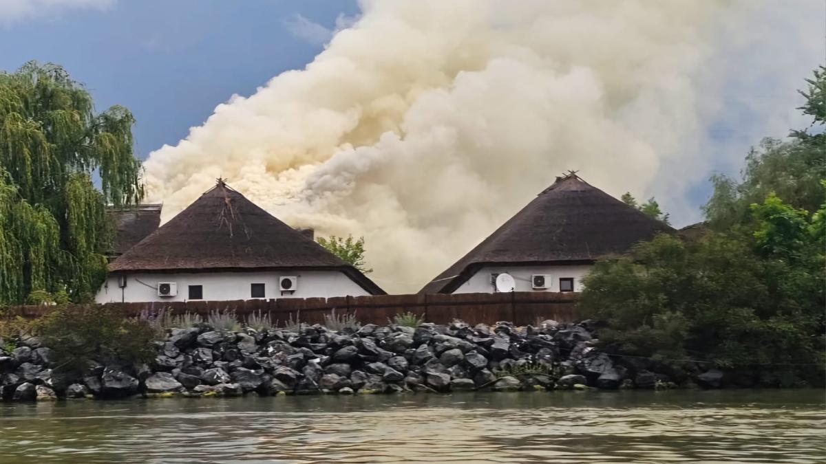 incendiu Danube Delta Resort-Gociman crisan