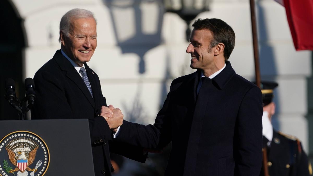 Emanuel Macron vs Joe Biden