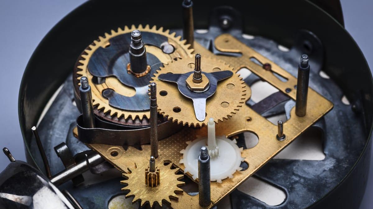 macro-view-clock-mechanism