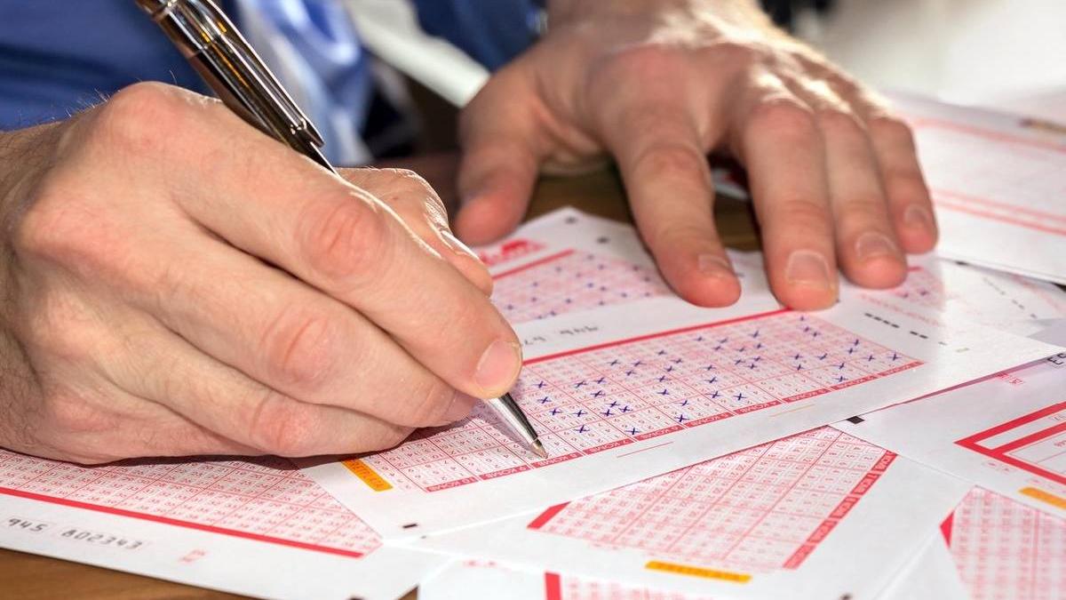 Rezultate LOTO 6/49, Joker, 5/40, Noroc. Joi, 18 iulie 2024, premii de peste 3 milioane de euro puse în joc