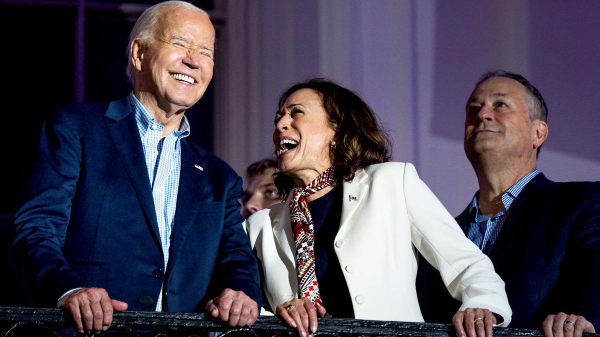 Kamala Harris stă mai bine decât Biden în statele-cheie care decid noul președinte al SUA. Ce spun ultimele sondaje