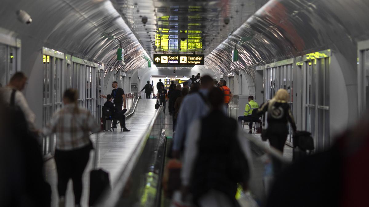 aeroportul otopeni