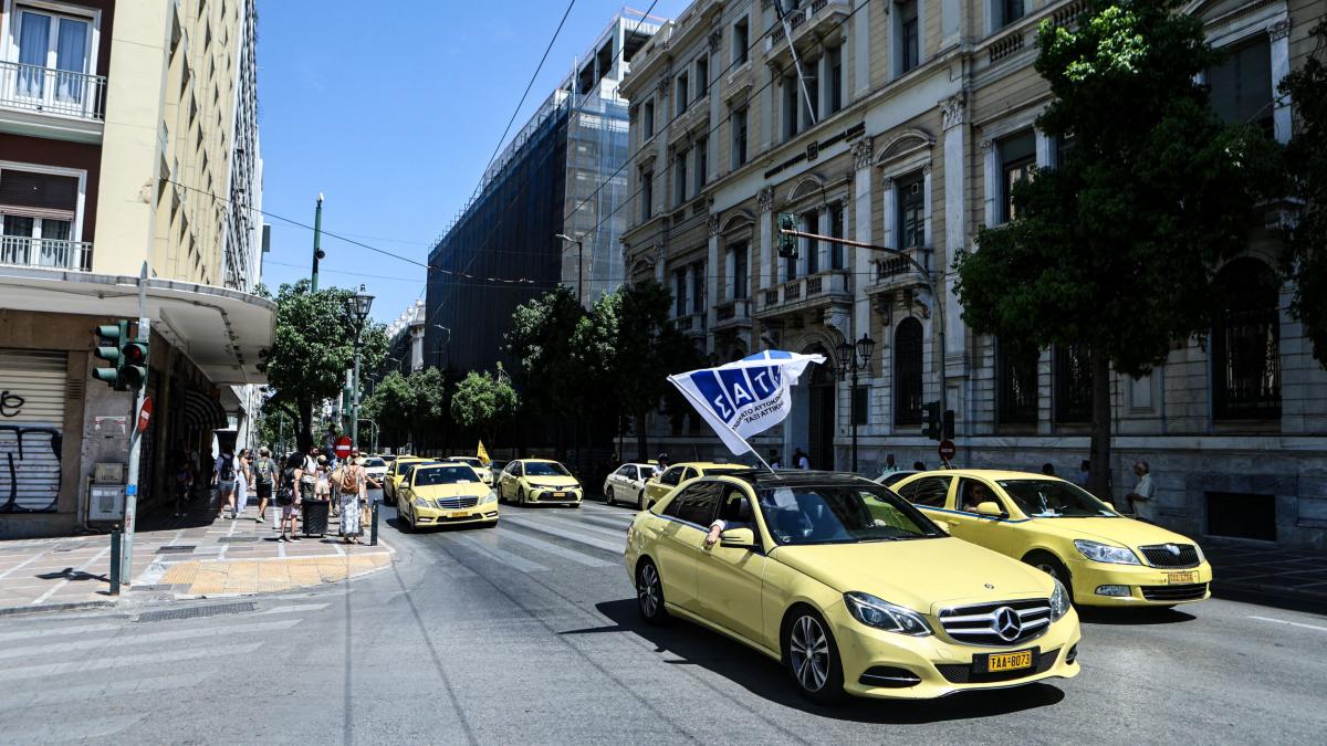 taxiuri in grecia