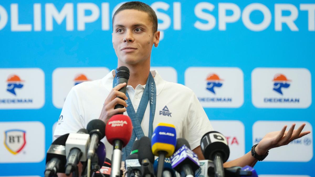 A fost contactat David Popovici de politicieni după discursul manifest? Răspunsul olimpicului pentru Antena 3 CNN