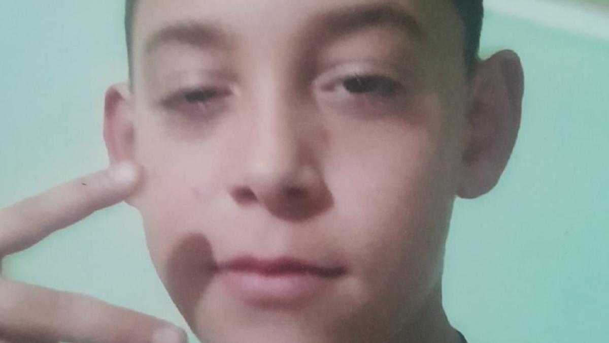 Un copil de 12 ani din Târgu Frumos este dispărut de acasă de o săptămână. Poliția cere ajutorul populației pentru a-l găsi