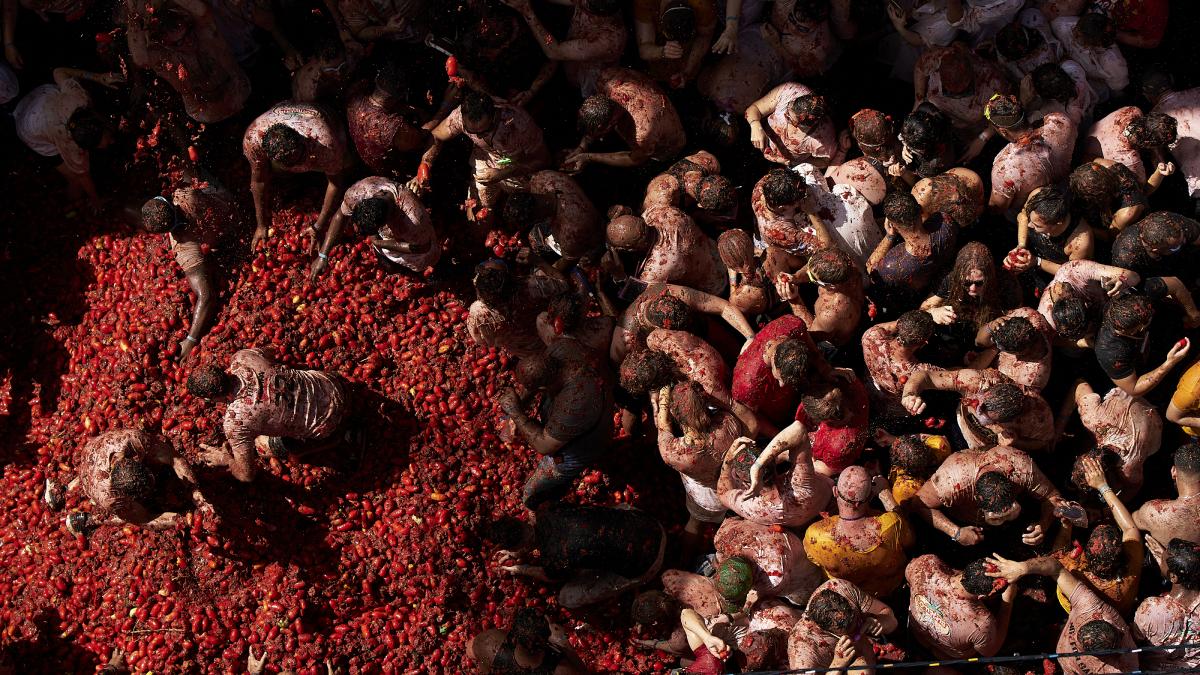 festivalul tomatina spania 2024 (1)