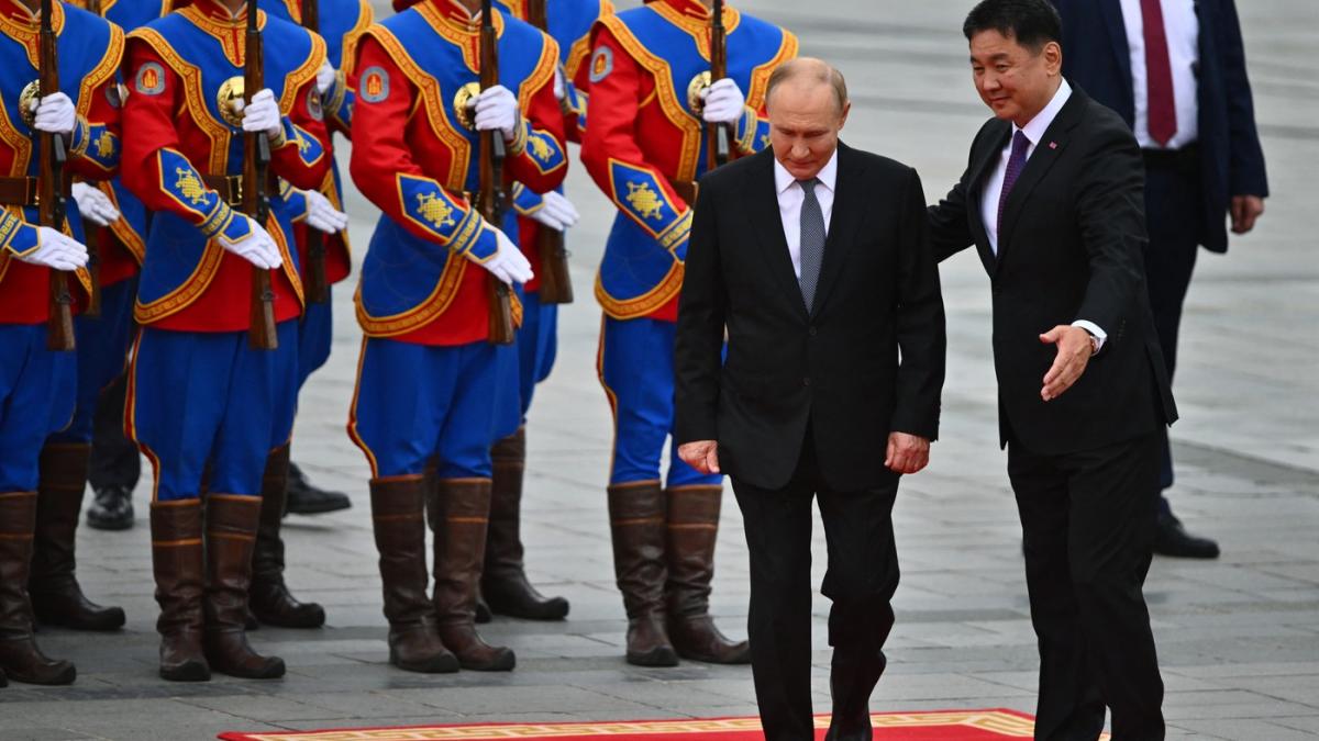 putin a ajuns in mongolia