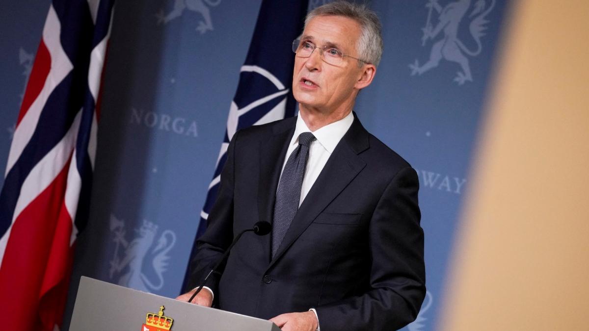 Stoltenberg spune că NATO ar fi putut să facă mai mult pentru a împiedica declanșarea invaziei rusești în Ucraina