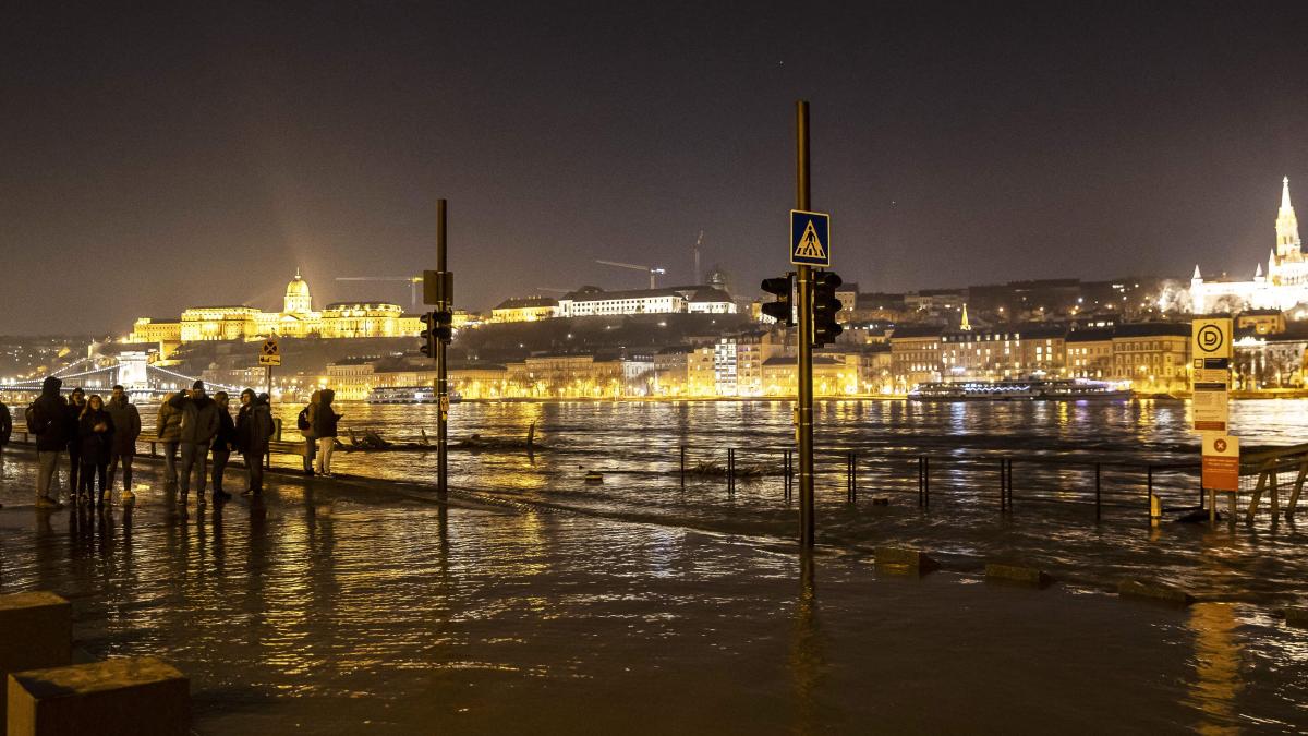 dunarea la budapesta