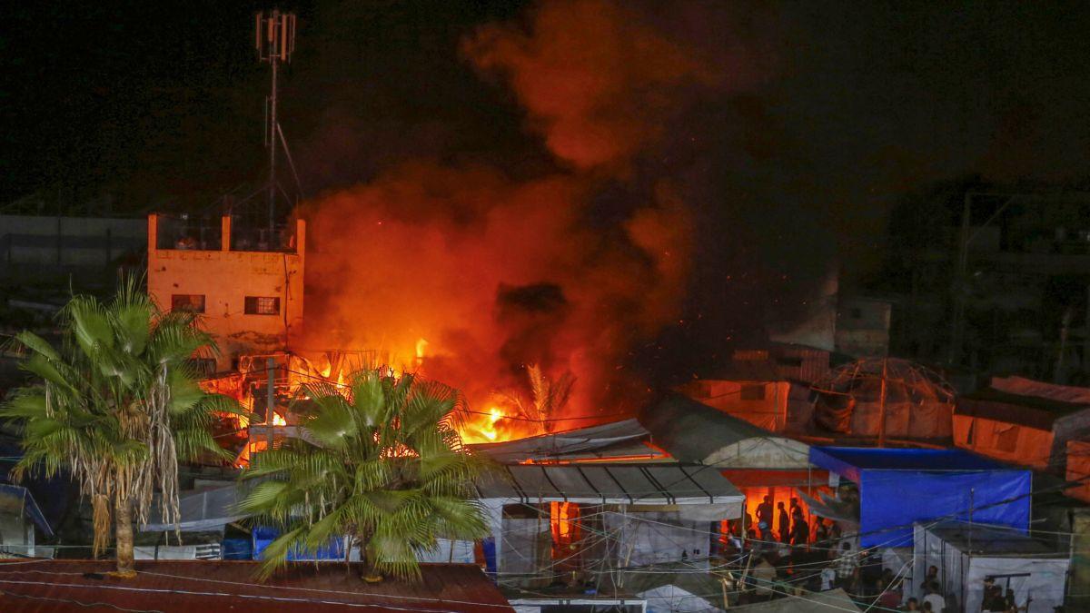 Incendiu la spitalul Al-Aqsa din Gaza dupa o lovitura israeliana