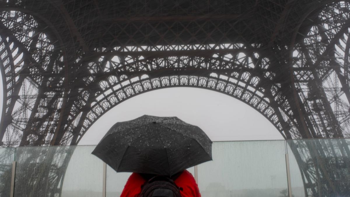 tunrul eiffel in paris