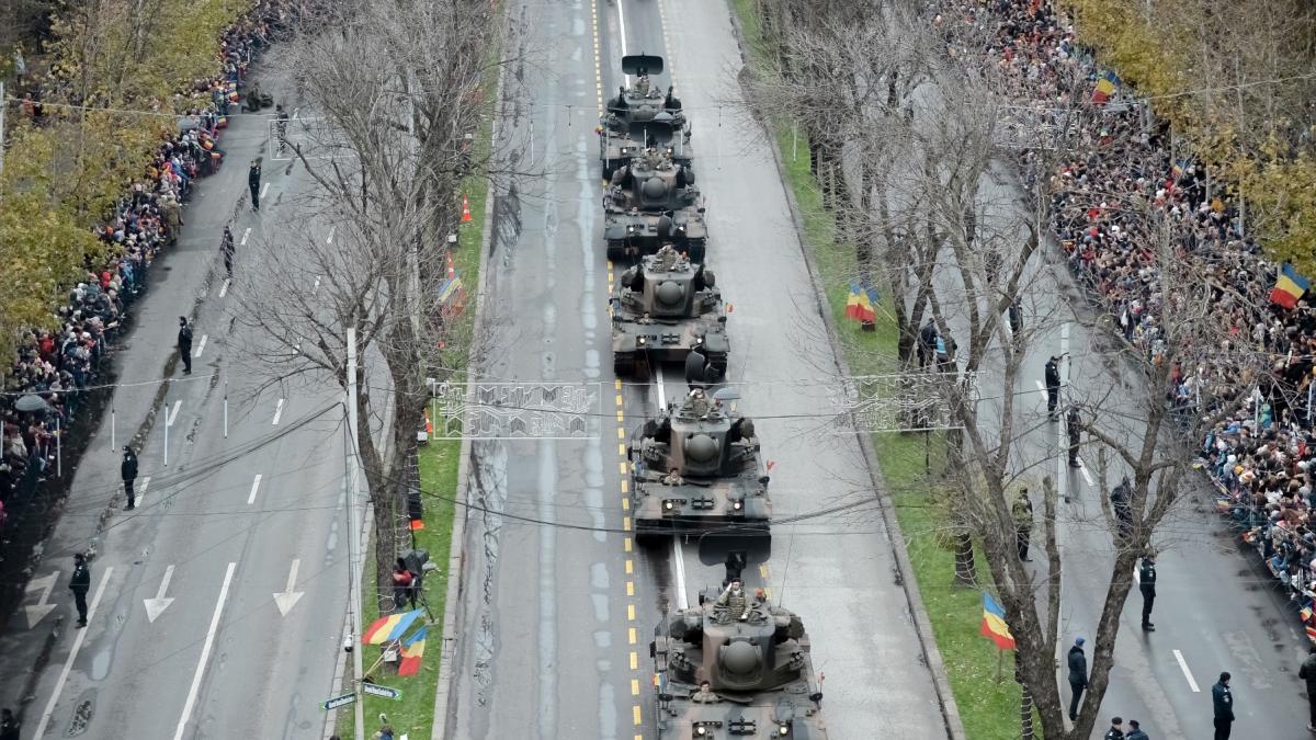 parada militara bucuresti 1 decembrie ziua nationala