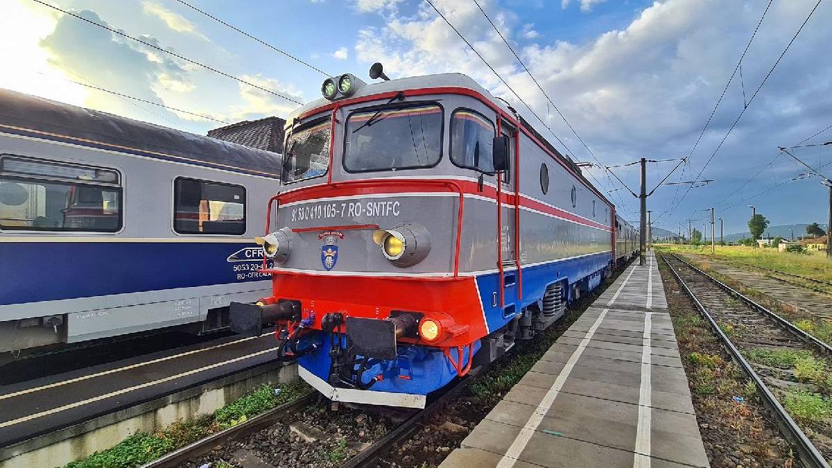 tren calatori romania