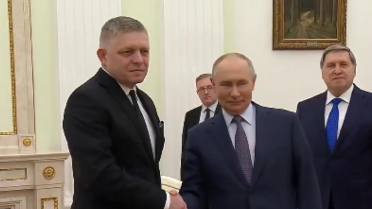 Premierul slovac Robert Fico şi preşedintele Rusiei Vladimir Putin