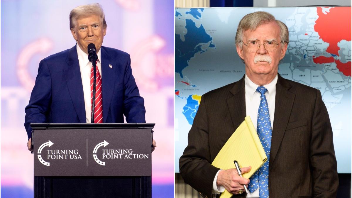 Donald Trump și John Bolton