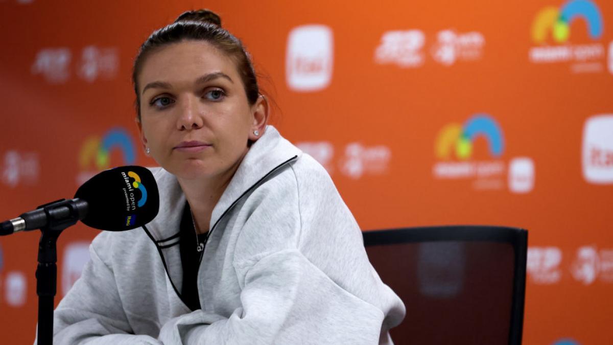 simona halep in conferinta de presa